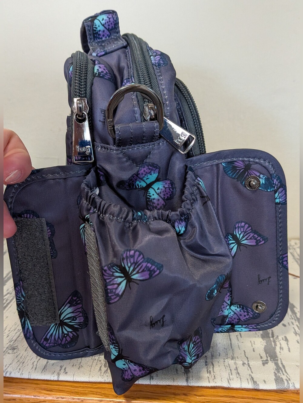 Lug Navigator Crossbody Handbag Navy Butterfly - Picture 9 of 9